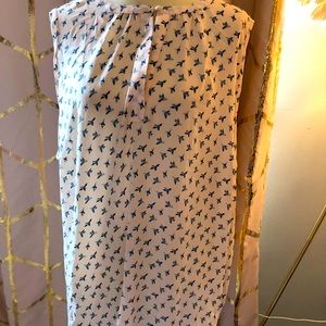 NWT Sleevless Blouse